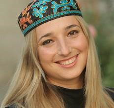 Cantor Magda Fishman