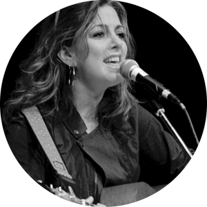 Cantor Naomi Less